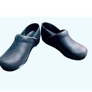 Dansko Navy Leather Professional Clogs Oiled blueberry Slip On Mule Size 8.5/9